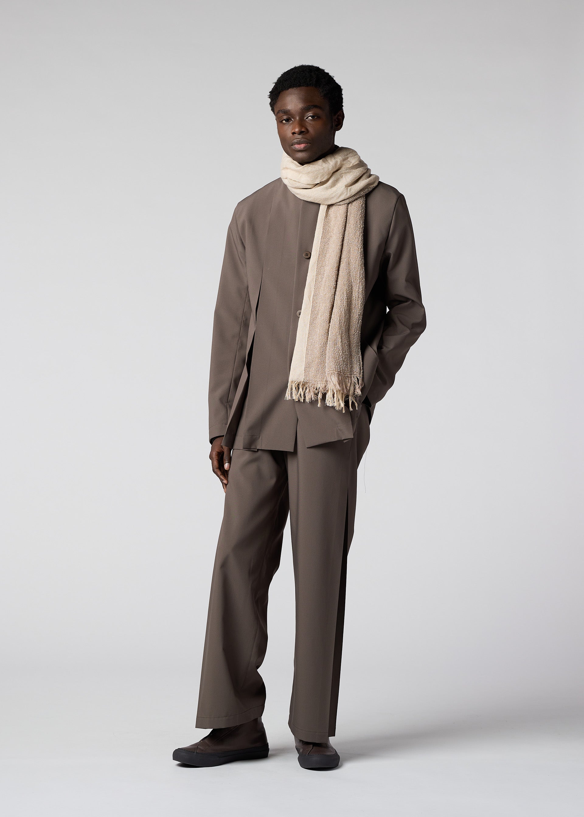 DOUBLE WEAVE STOLE Stole Blue – ISSEY MIYAKE EU