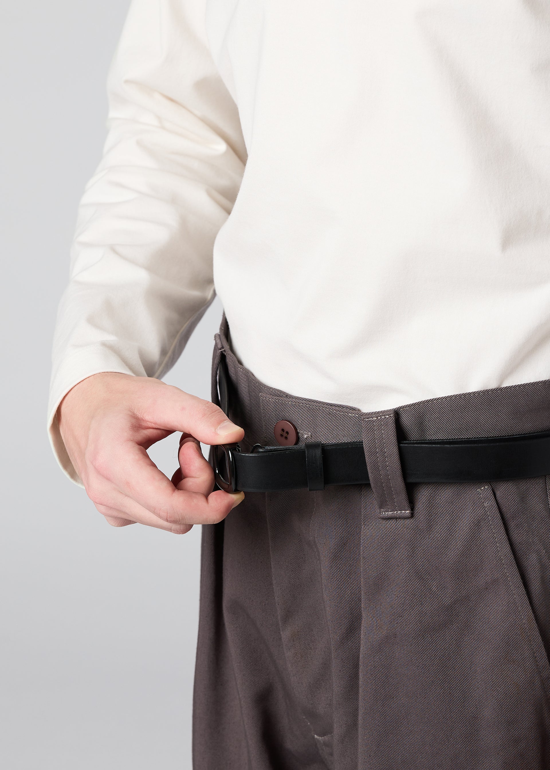 OVAL Belt Dark Brown