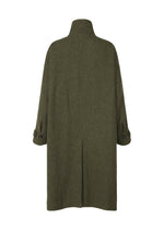 A detail shot of the IM Men FULLER WOOL coat.