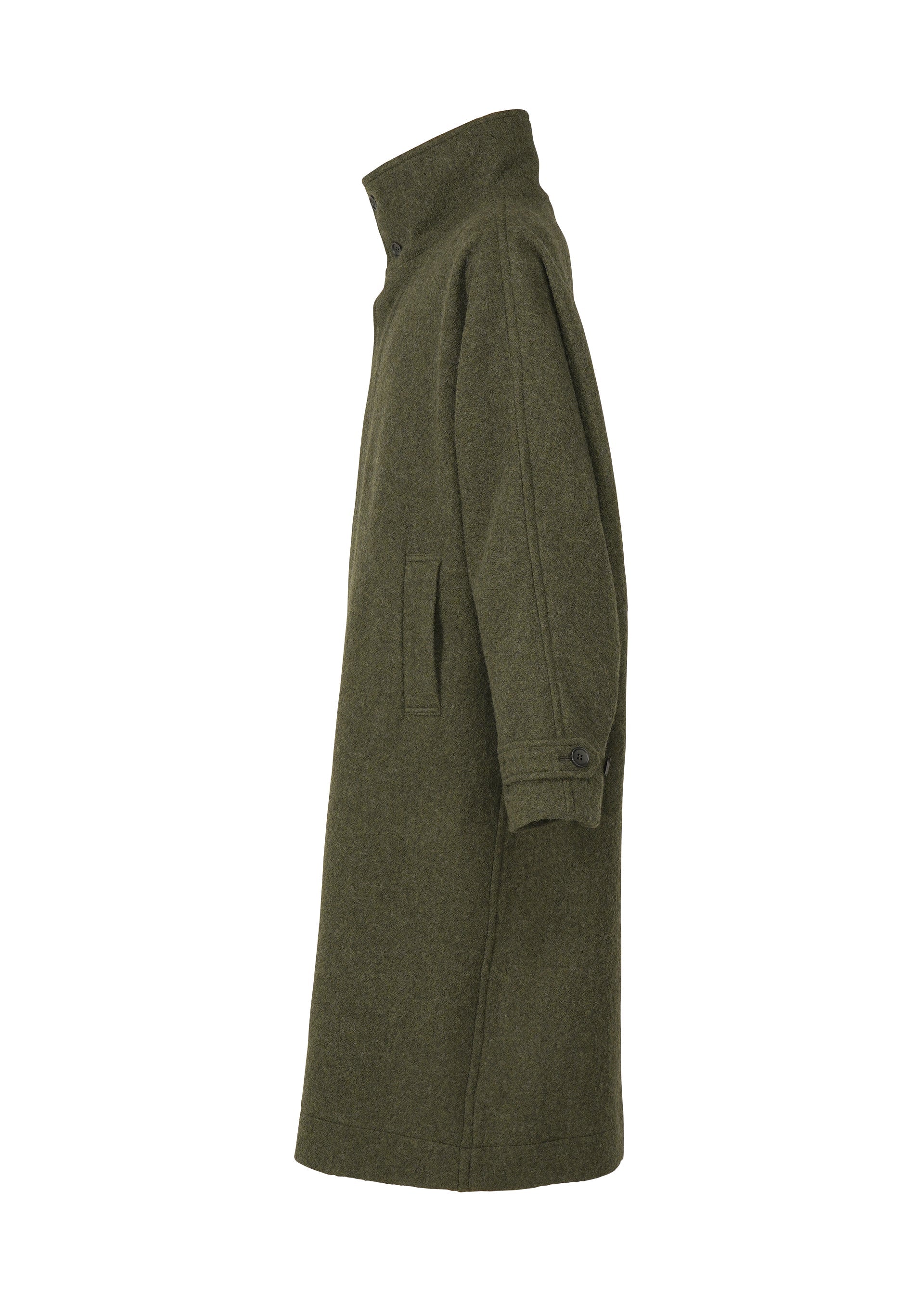 A detail shot of the IM Men FULLER WOOL coat.