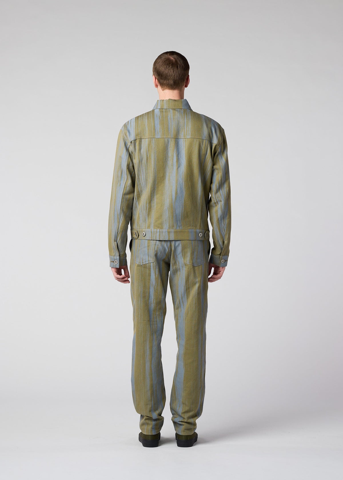 A model wears the IM Men COTTON JACQUARD jacket.