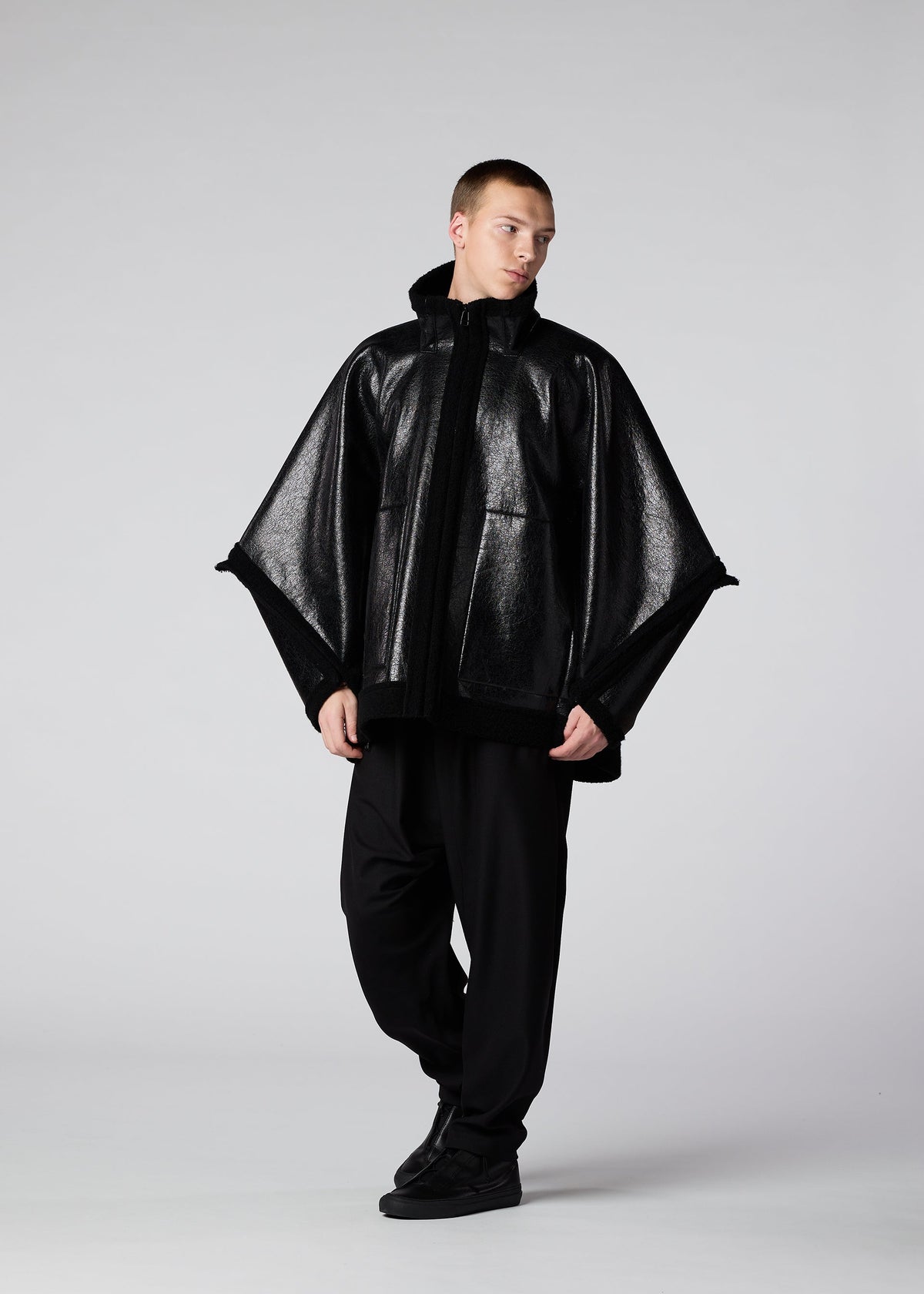 A model wears the IM Men METALLIC ULTRA BOA prêt à porter.