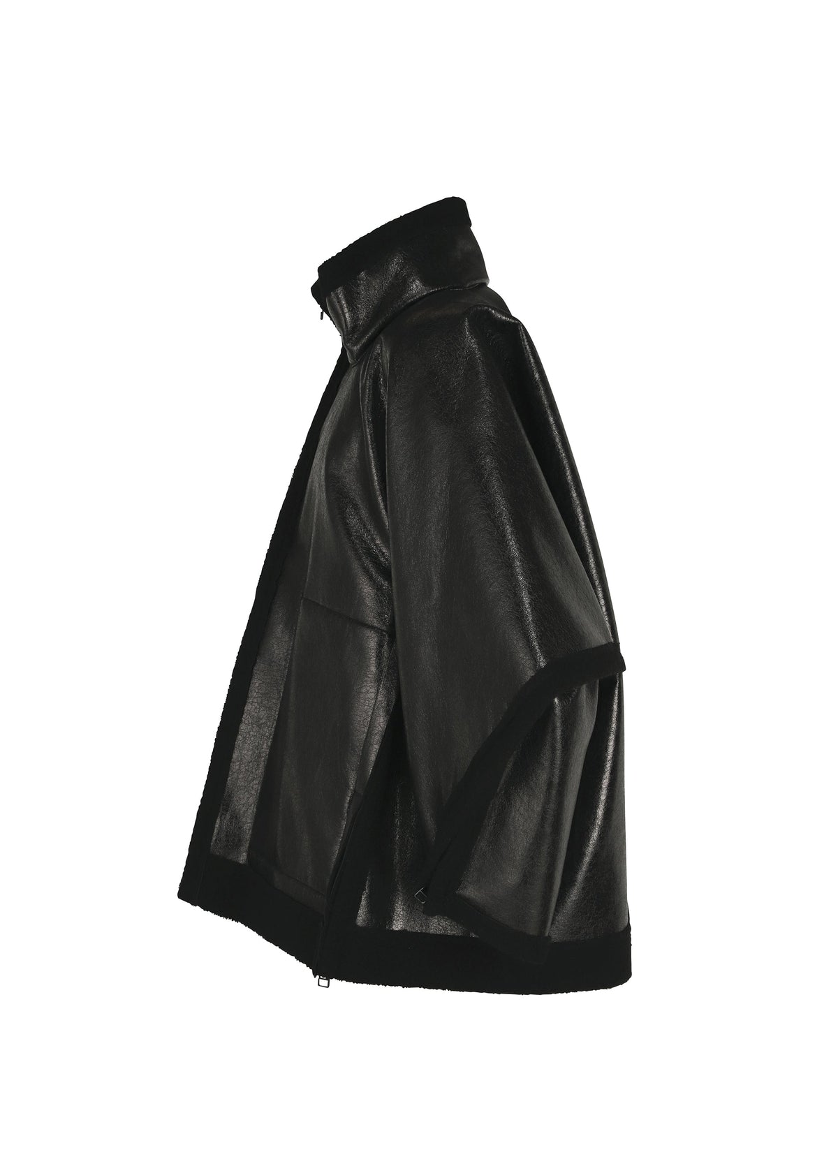 A detail shot of the IM Men METALLIC ULTRA BOA prêt à porter.