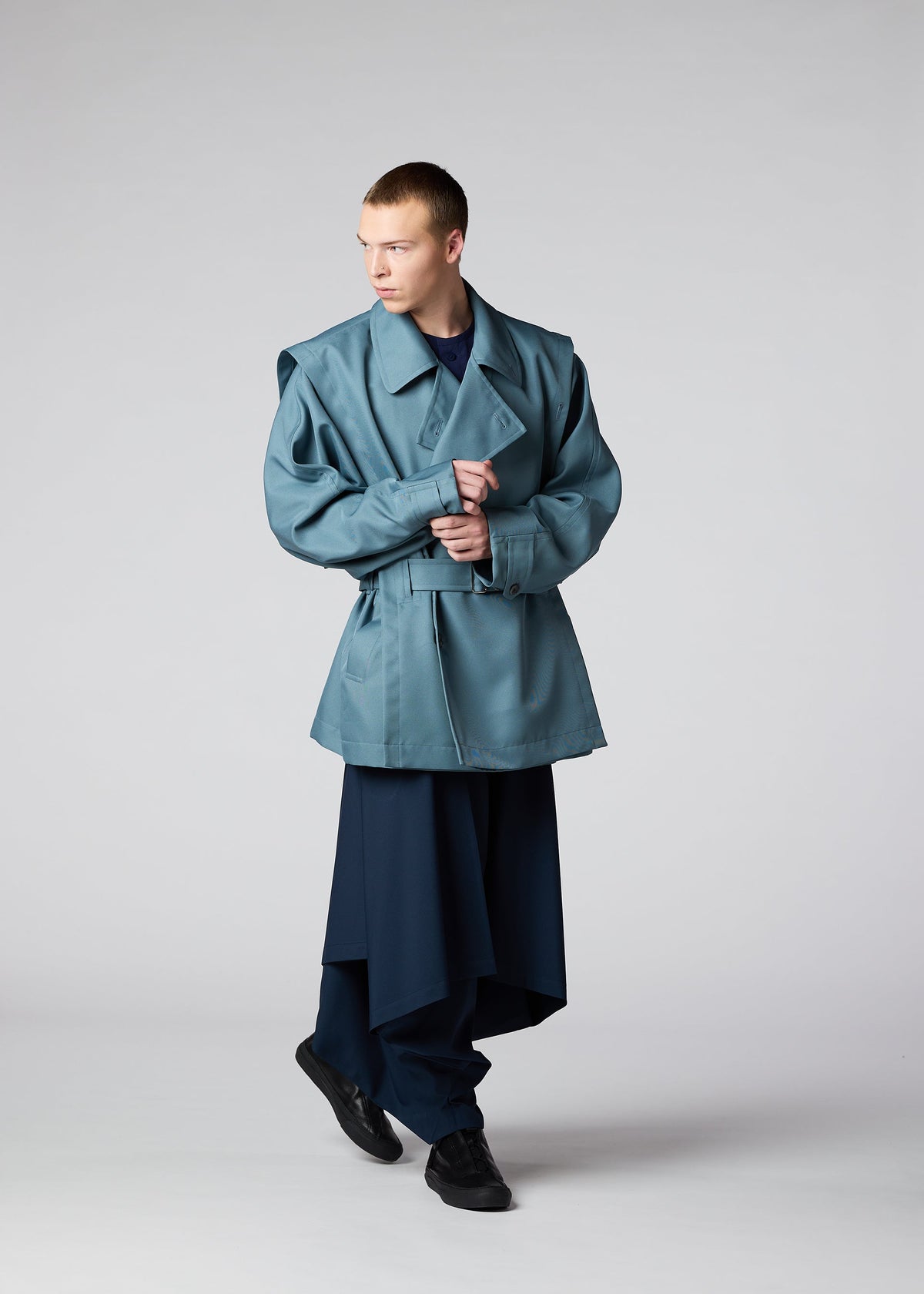 A model wears the IM Men WALL prêt à porter.