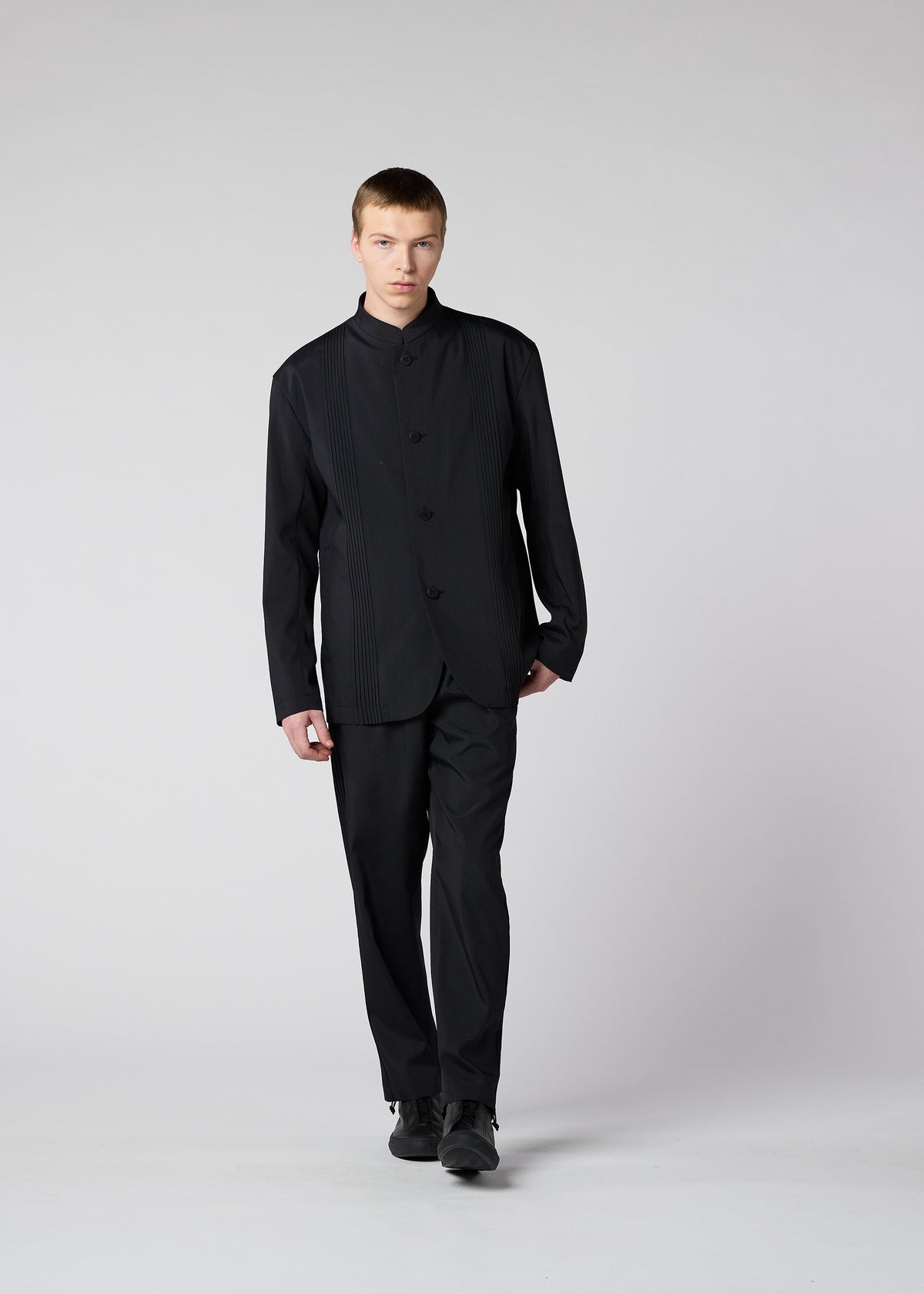 AIR PLEATS Jacket Black