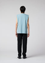 A model wears the IM MEN SHRINK DYE vest.