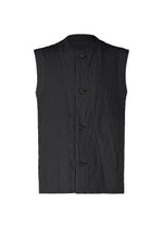 A product shot of the IM MEN SHRINK DYE vest in black (15).
