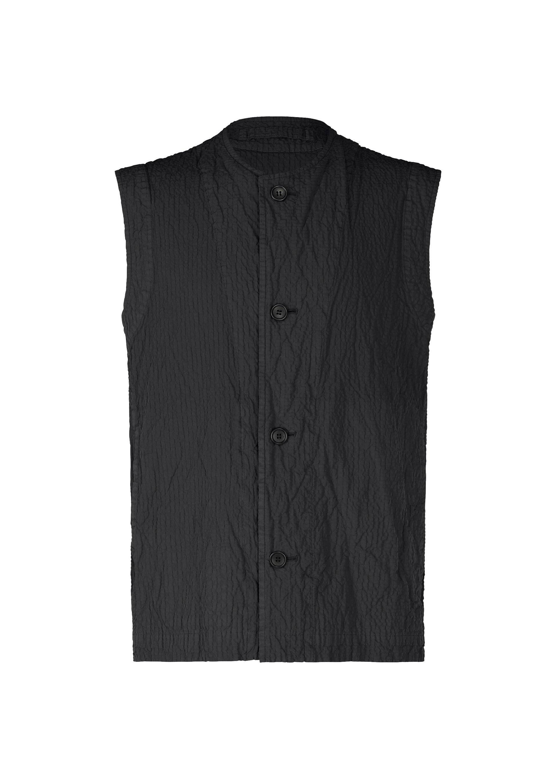A product shot of the IM MEN SHRINK DYE vest in black (15).
