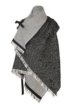 A product shot of the IM Men SAKIORI vest in .