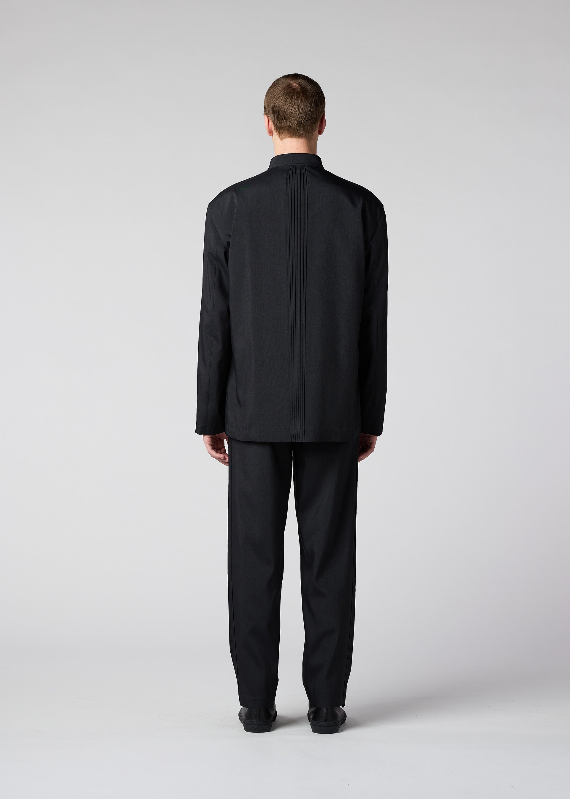 AIR PLEATS Trousers Black – ISSEY MIYAKE EU