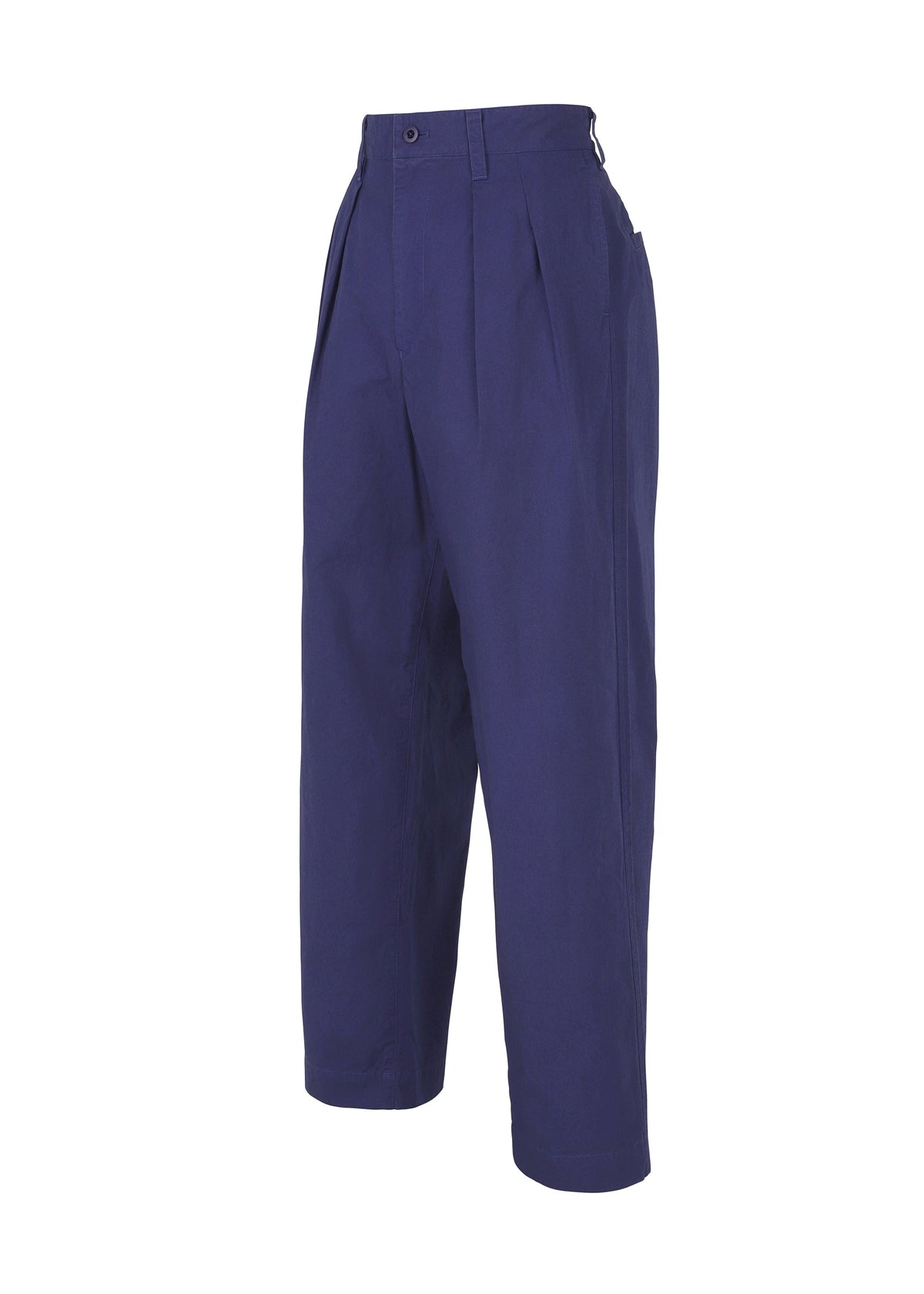 A detail shot of the IM Men LIGHT COTTON trousers.