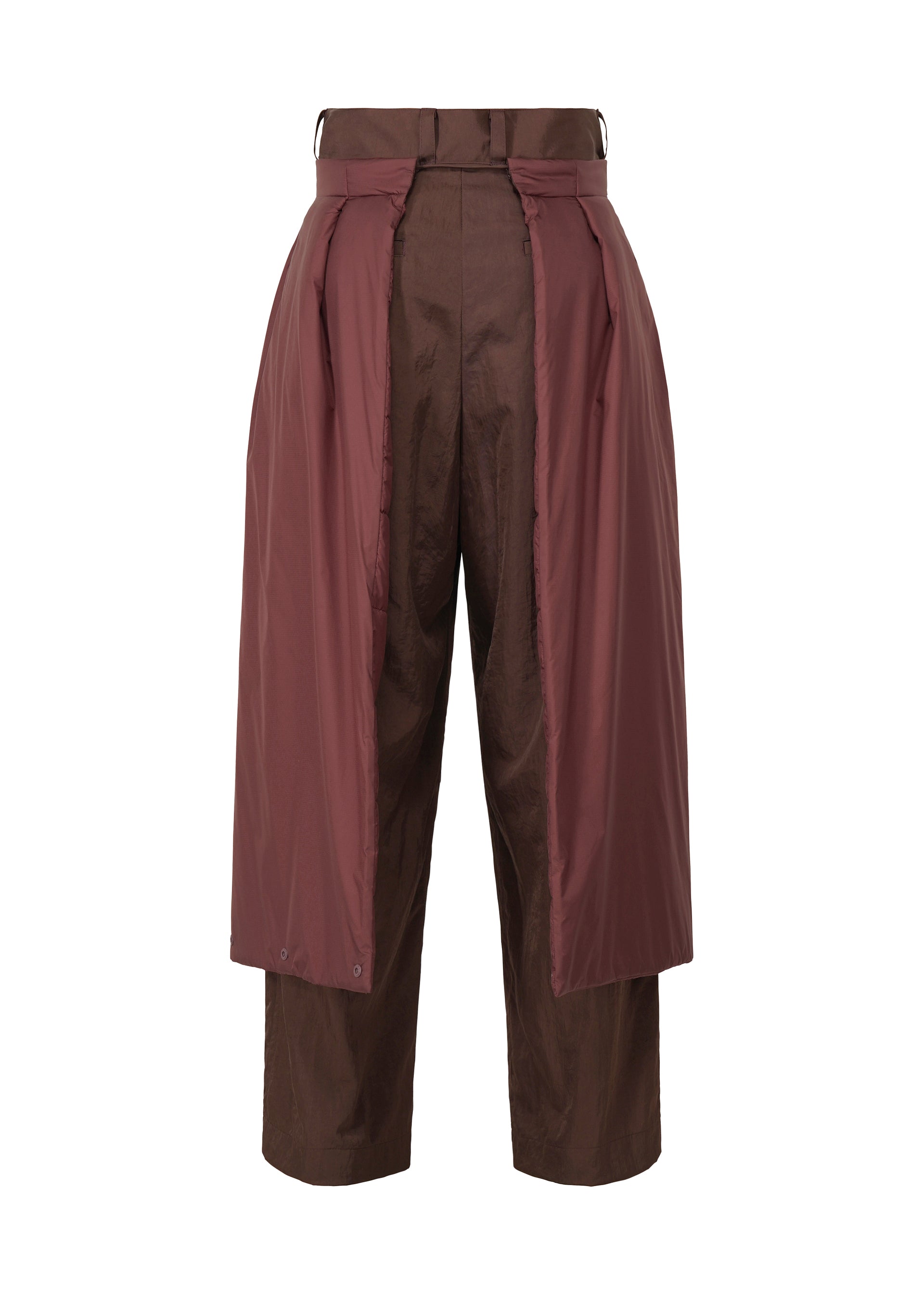 A detail shot of the IM Men SWITCH trousers.