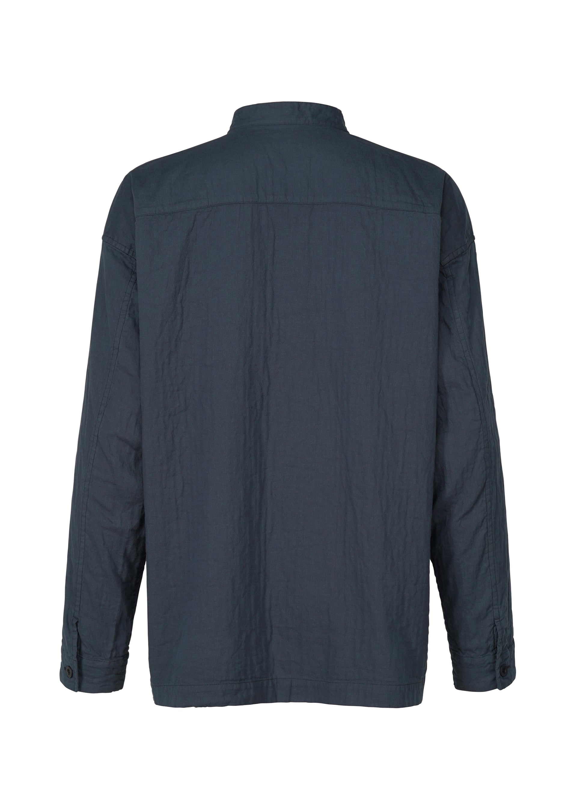 A detail shot of the IM Men DOUBLE FACE COTTON SHIRT shirt.