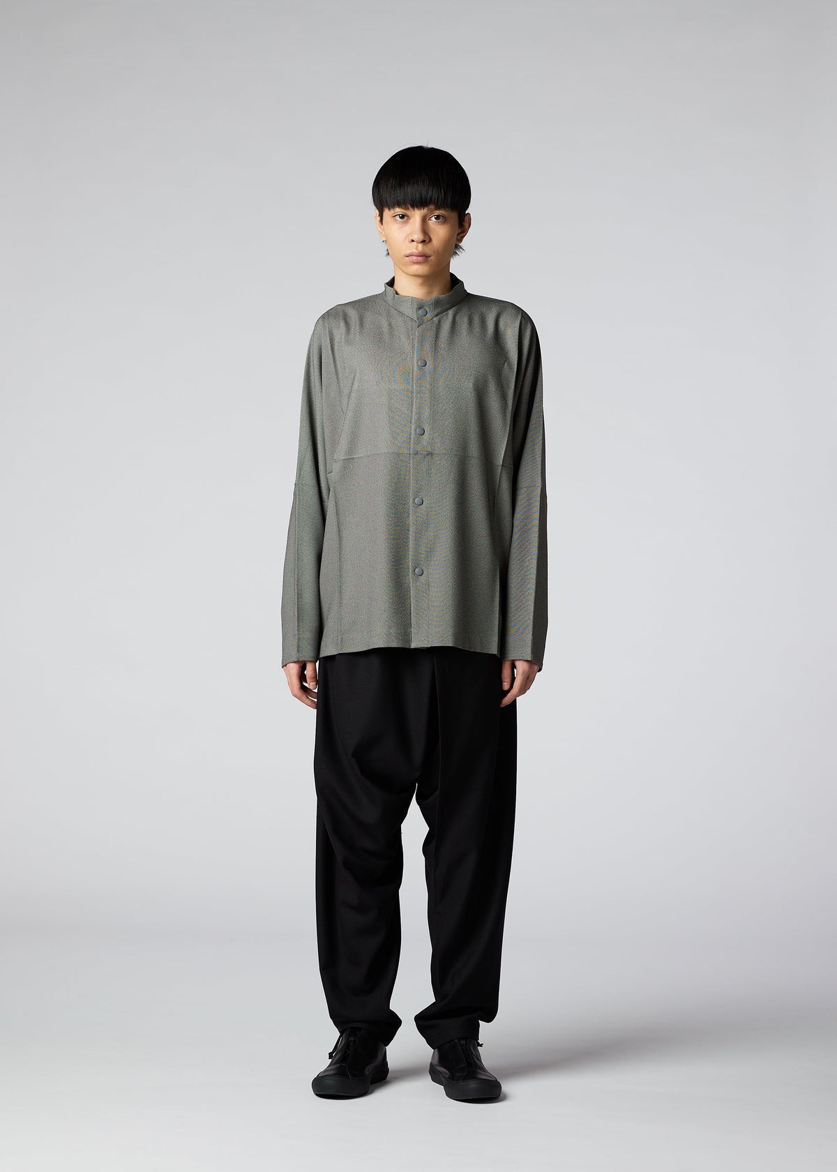 A model wears the IM Men WOOL LIKE COMPACT SHIRT shirt.