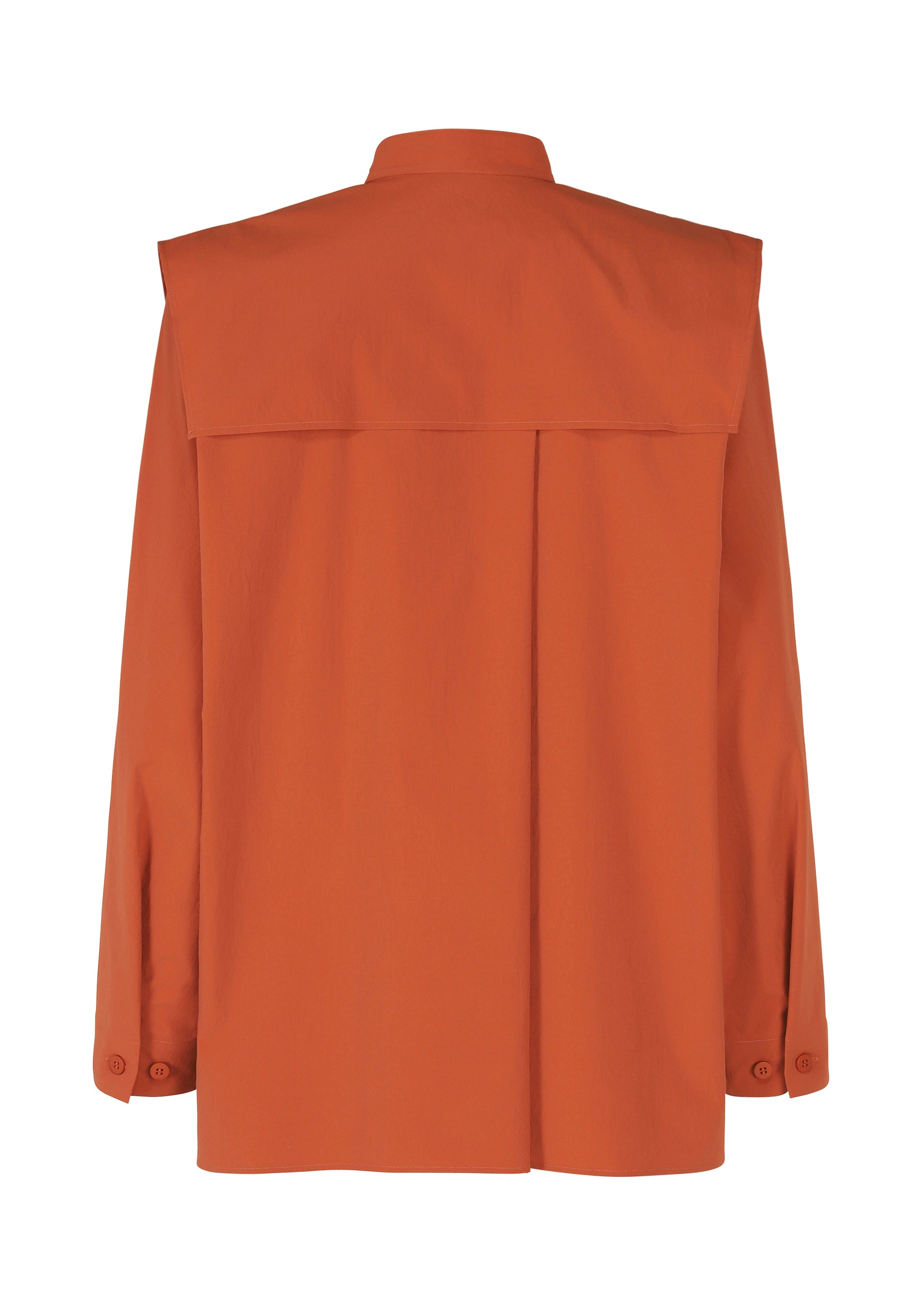 A detail shot of the IM Men WALL SHIRT prêt à porter.