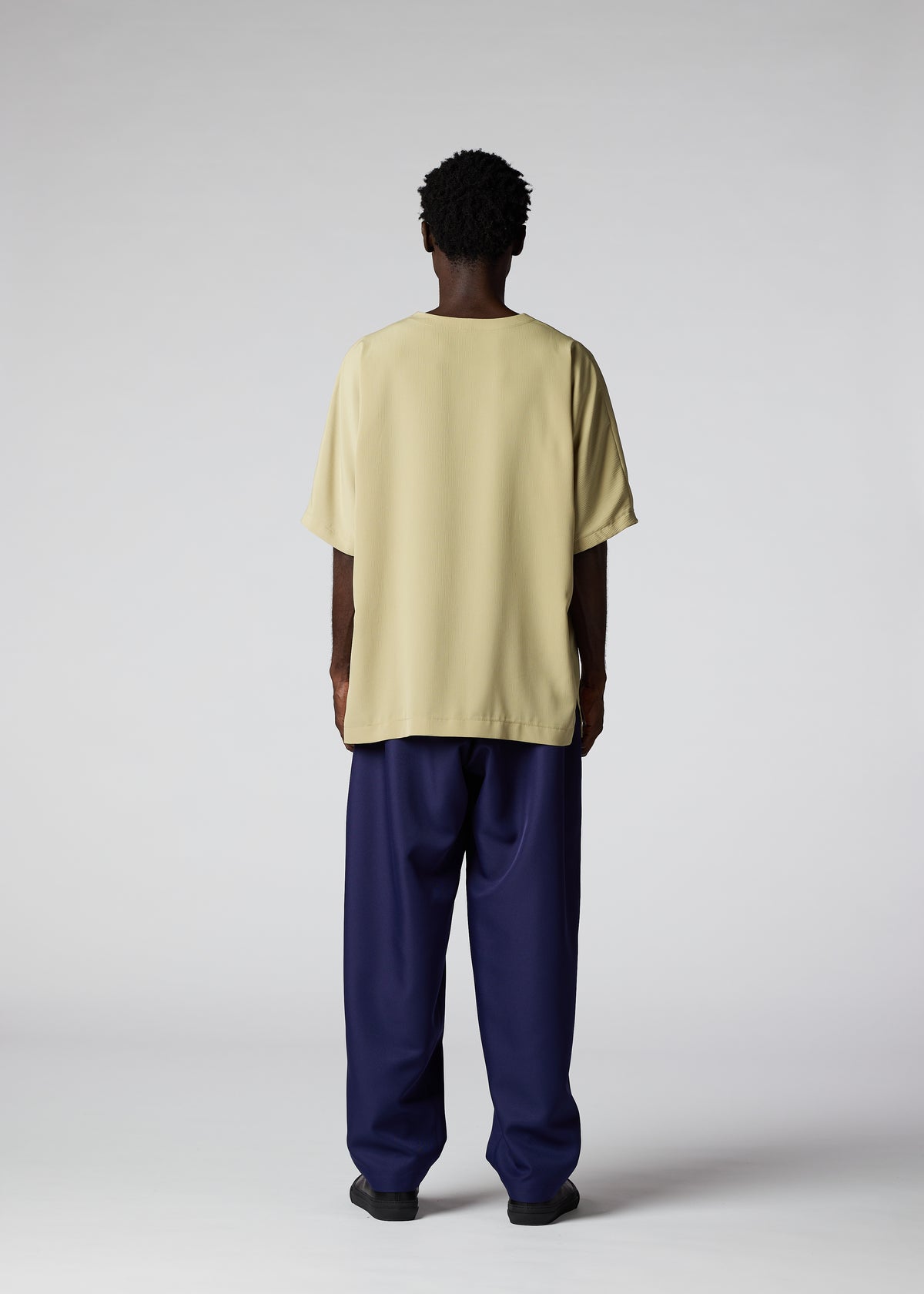 CREPE T Top Light Green