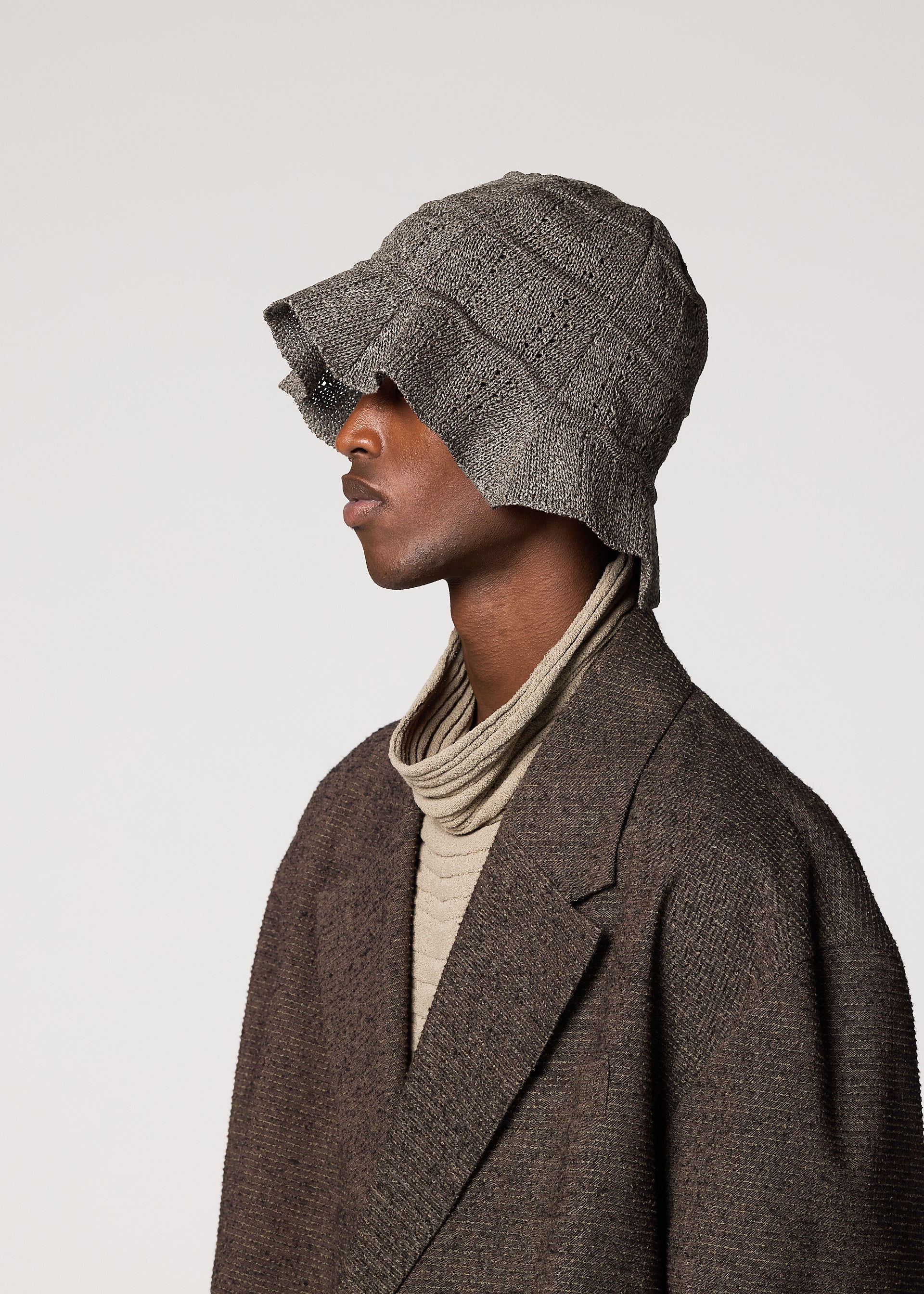 ENGRAVE HAT