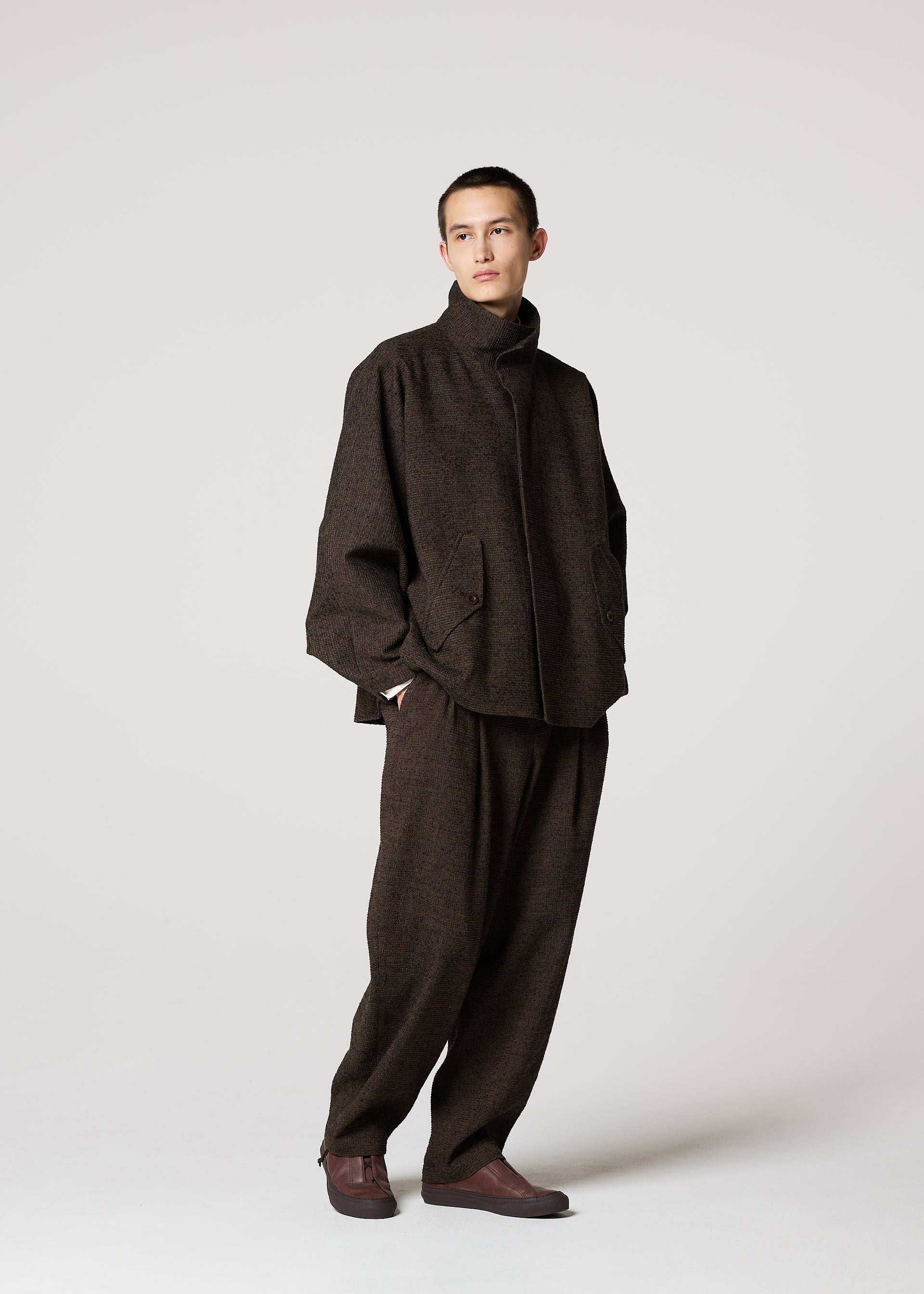 TEXTURES Jacket Dark Brown – ISSEY MIYAKE EU