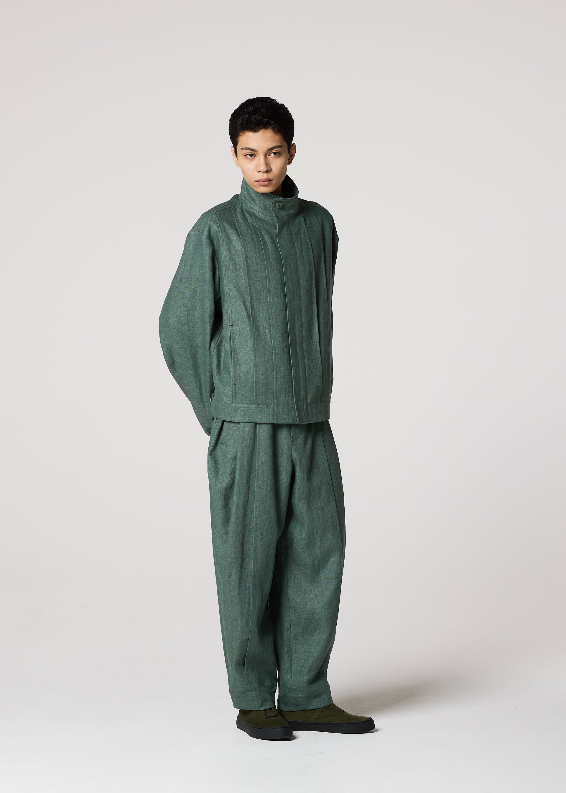 TOUGH LINEN Jacket Dark Green – ISSEY MIYAKE EU