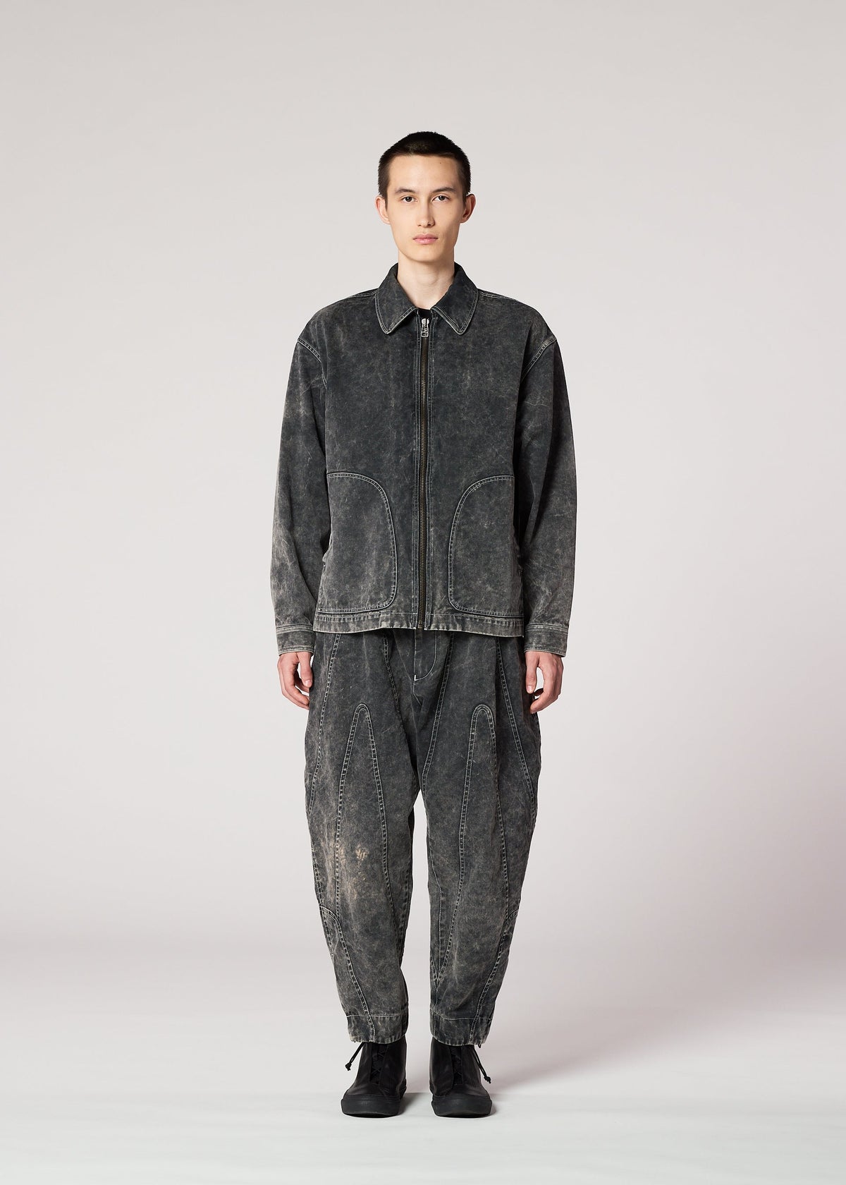 A model wears the IM Men ELEMENTS blouson.