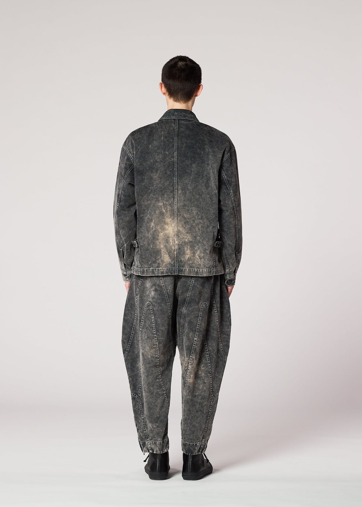 A model wears the IM Men ELEMENTS blouson.