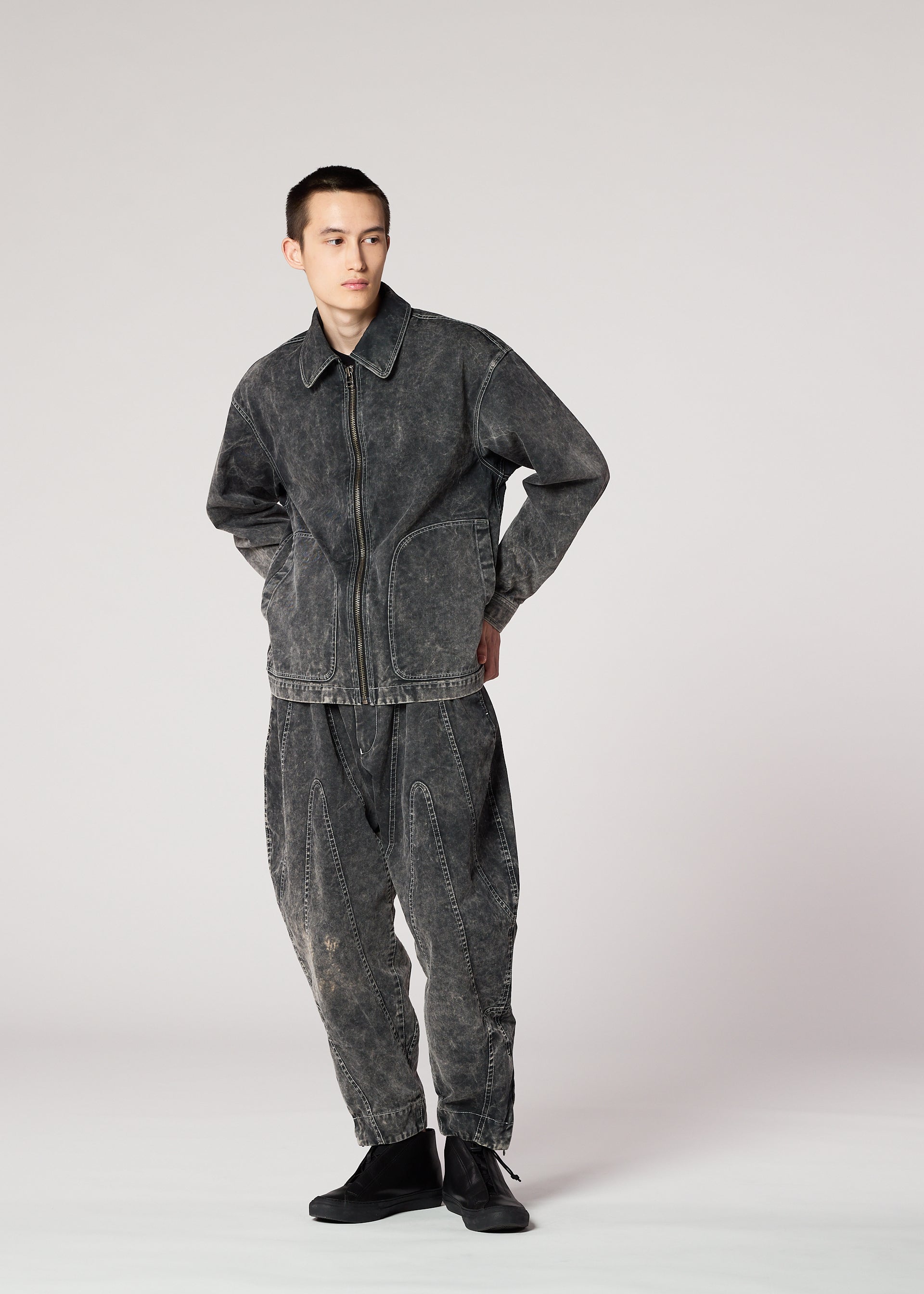 ELEMENTS Jacket Black – ISSEY MIYAKE EU
