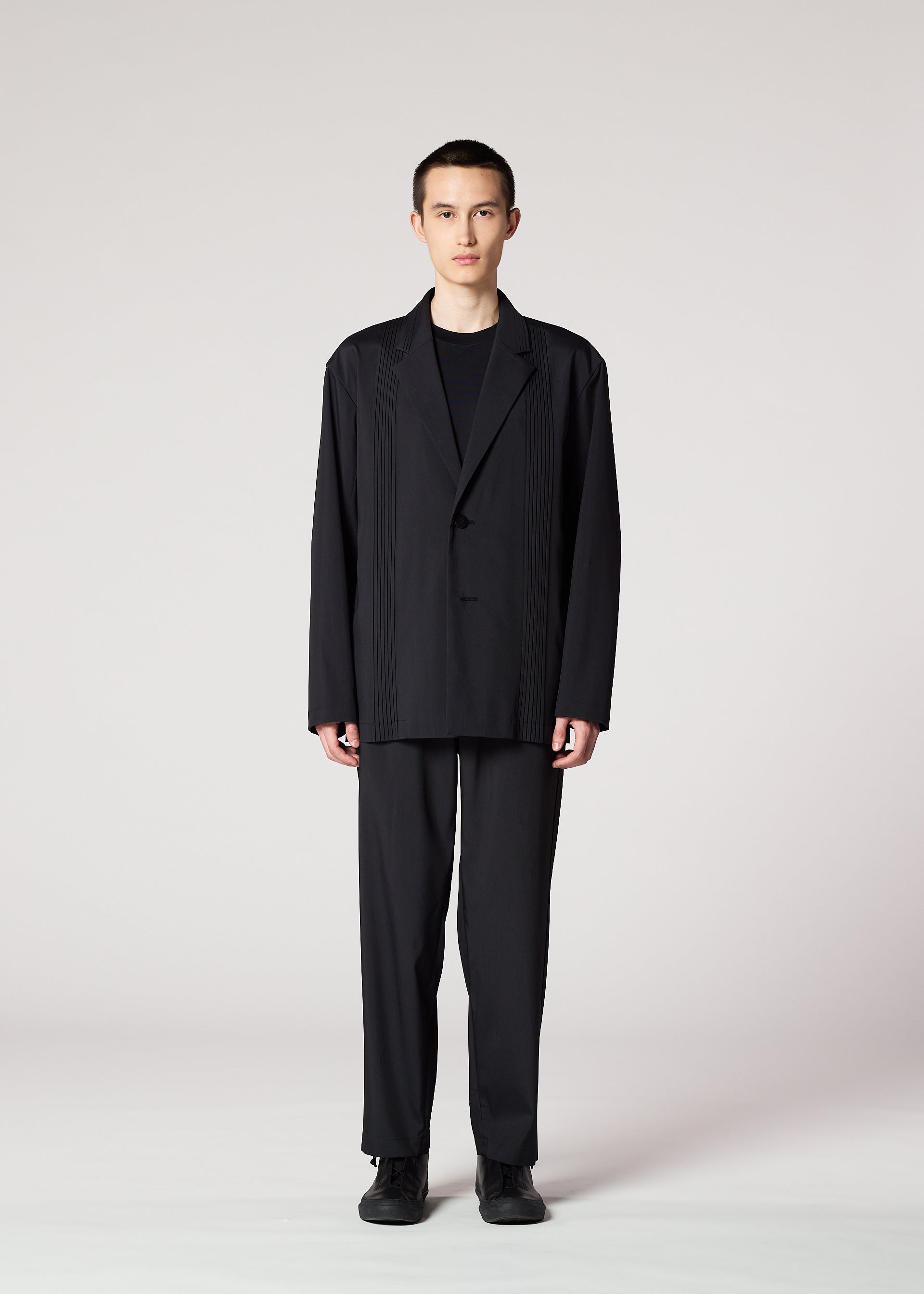AIR PLEATS BLACK Veste Noire