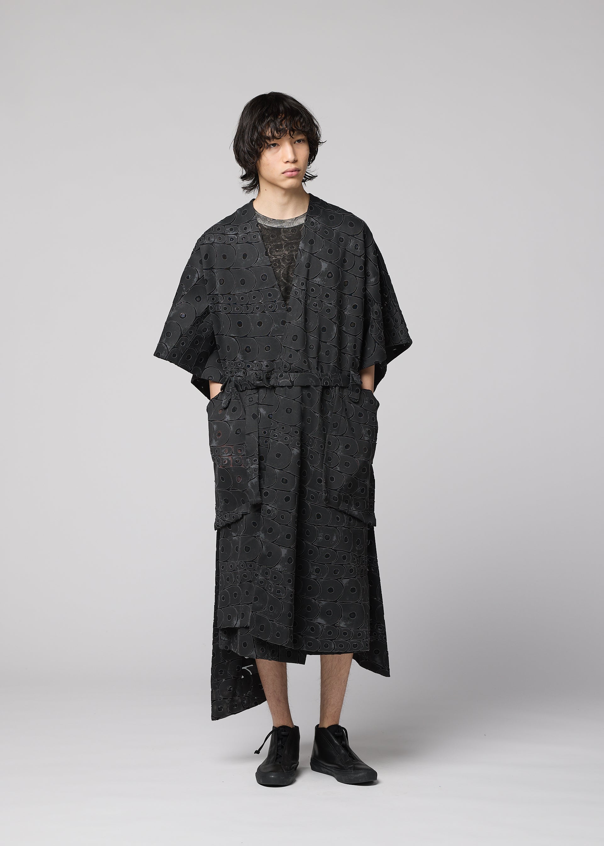 UROKOMON Vest Red – ISSEY MIYAKE EU