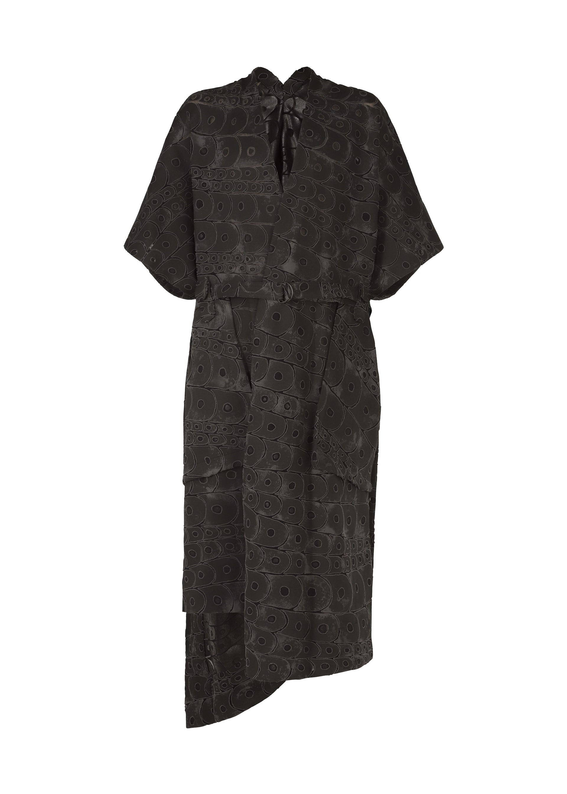 A product shot of the IM Men UROKOMON prêt à porter in .
