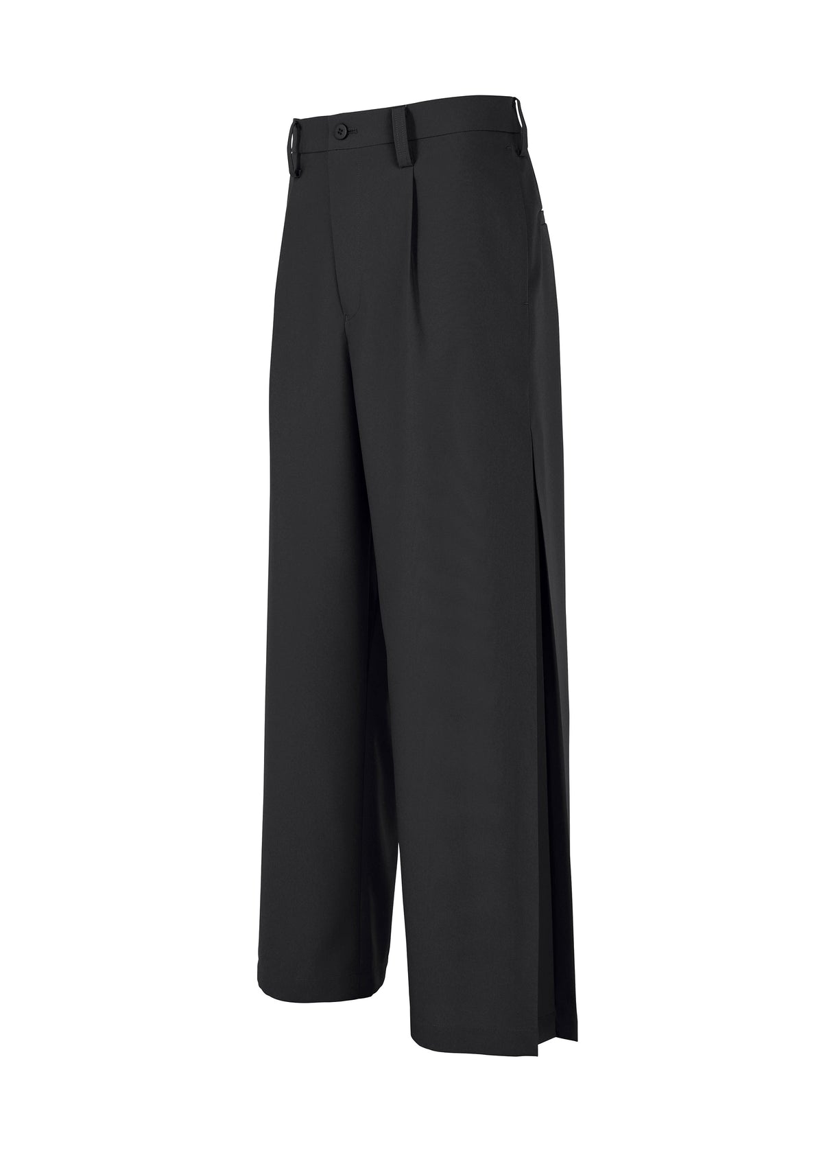 A detail shot of the IM MEN WINGS BLACK prêt à porter.