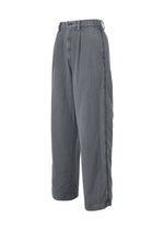 A detail shot of the IM Men PIGMENT DOUBLE FACE COTTON pants.