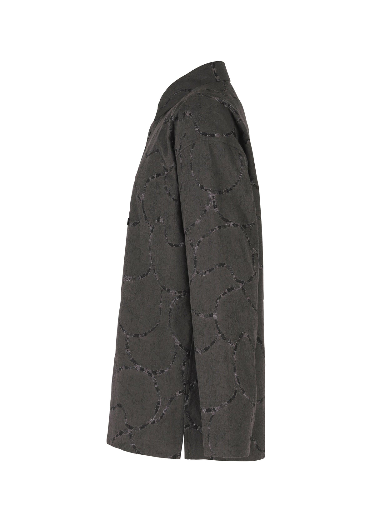 A detail shot of the IM MEN VASE JACQUARD SHIRT prêt à porter.