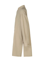 A detail shot of the IM MEN WHITE SHIRT prêt à porter.