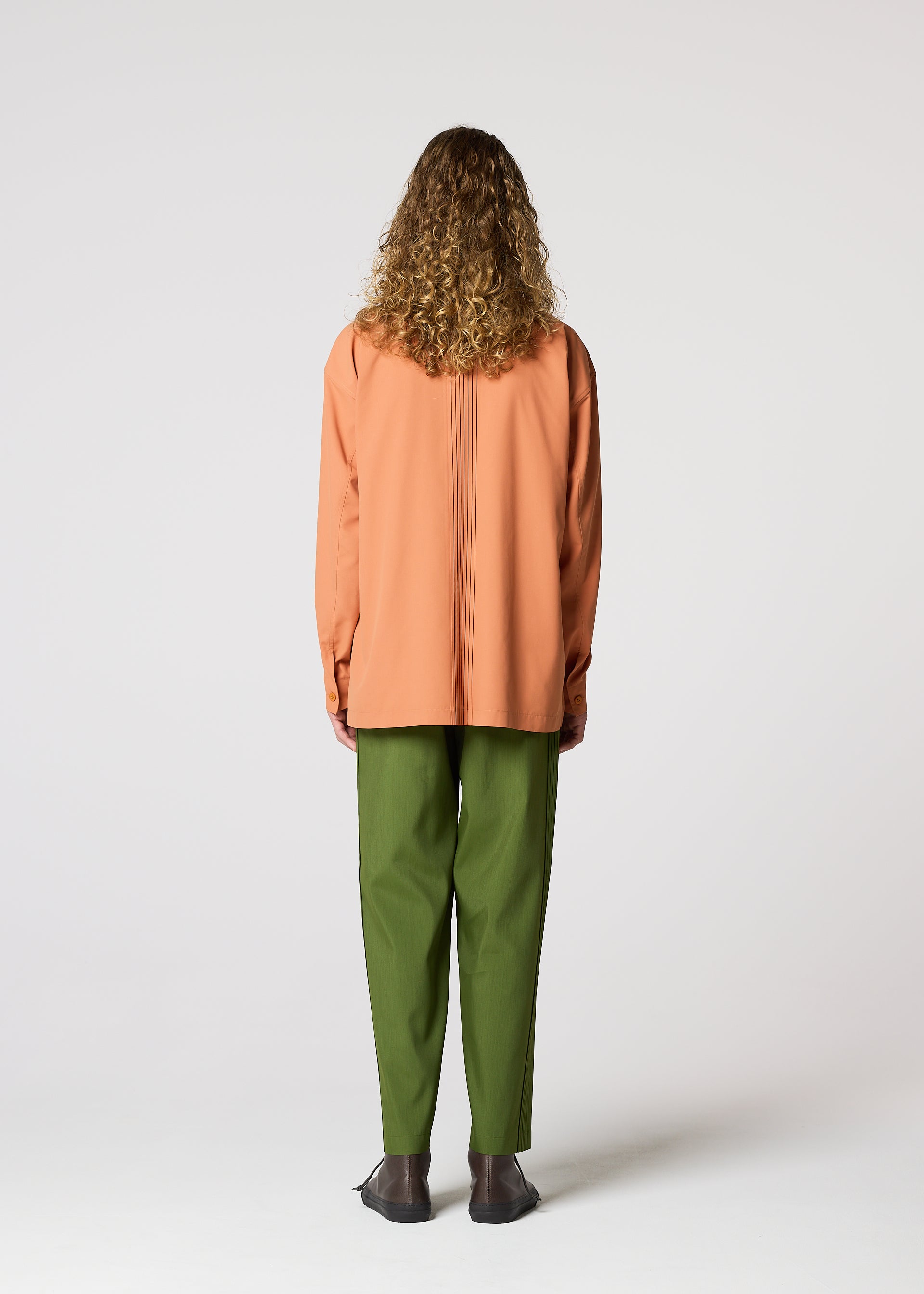 PLEATS SHIRT Shirt Light Orange – ISSEY MIYAKE EU