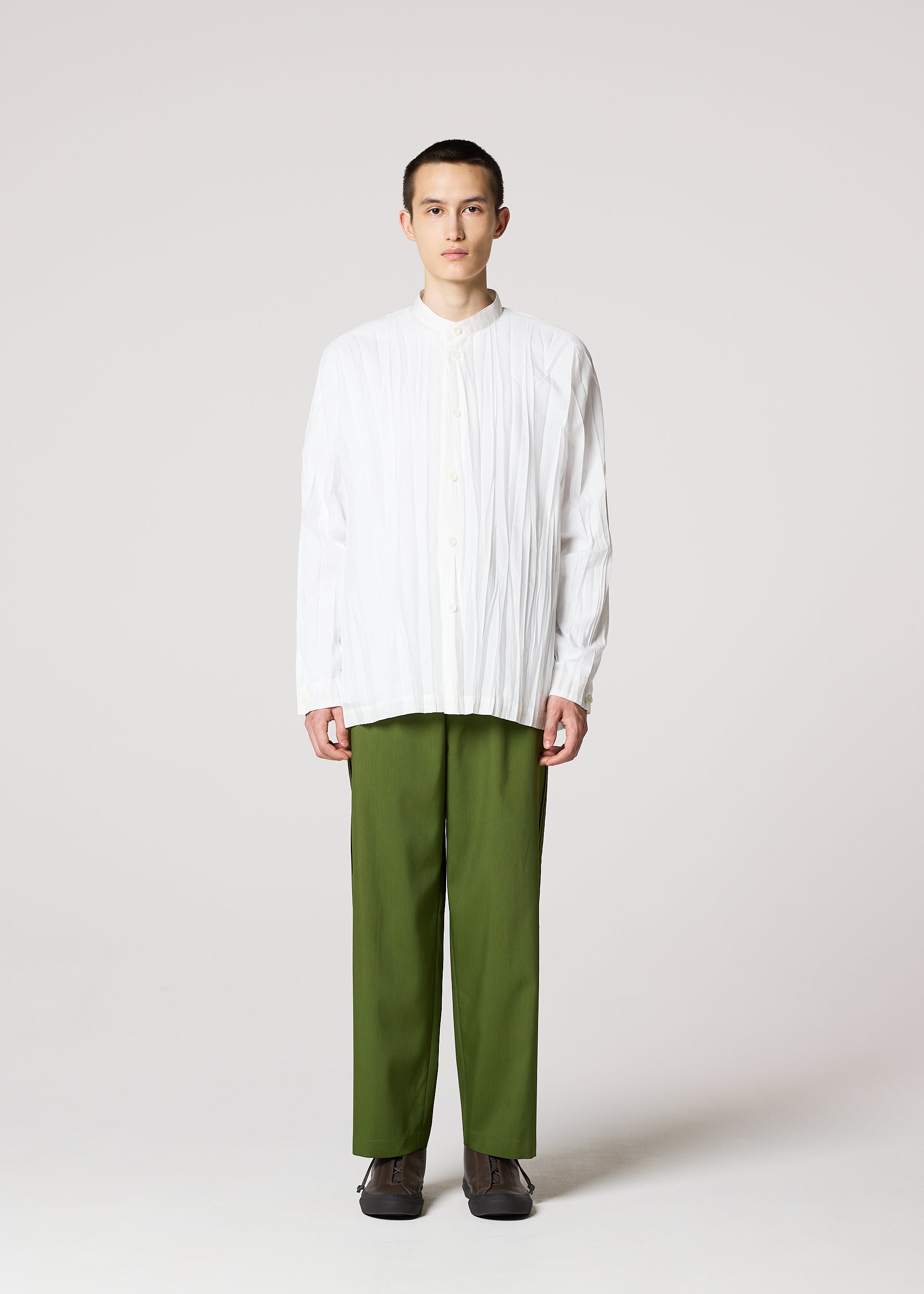 WRINKLE SHIRT Shirt Off-White – ISSEY MIYAKE EU