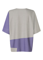 A detail shot of the IM Men GEOMETRY PLATING JERSEY t shirt.