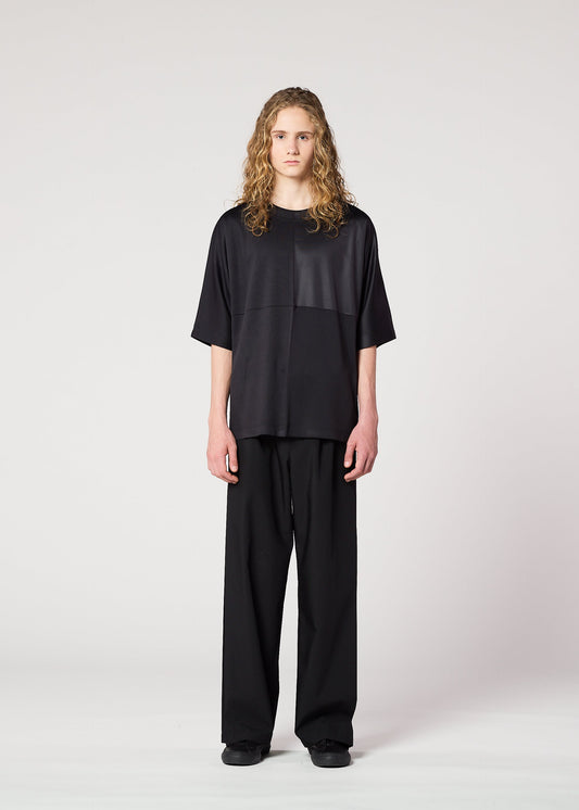 A model wears the IM Men FLAT T t shirt.