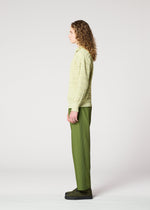 A model wears the IM Men ZIG ZAG RIB KNIT prêt à porter.