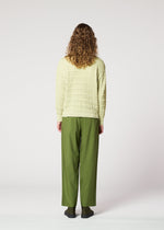 A model wears the IM Men ZIG ZAG RIB KNIT prêt à porter.