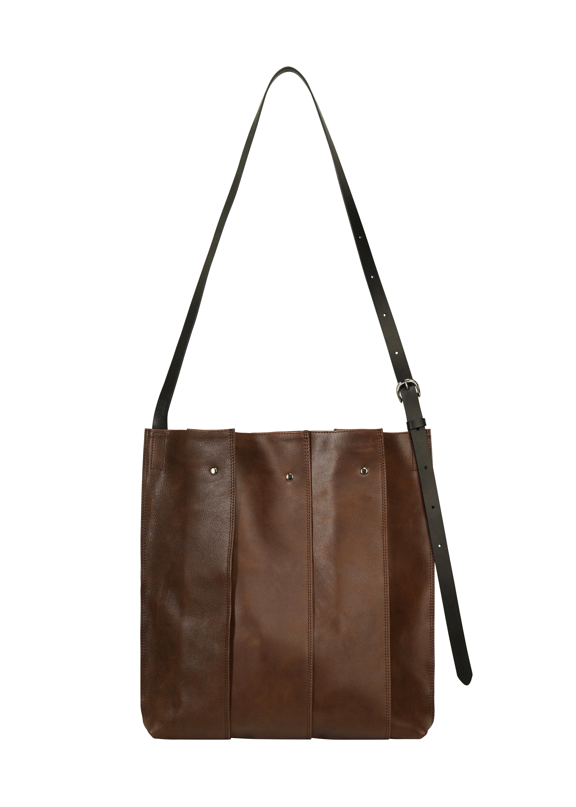 LEATHER PLEATS – ISSEY MIYAKE EU