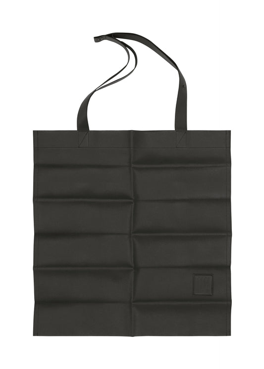 A product shot of the IM MEN PATA PA bag in black.