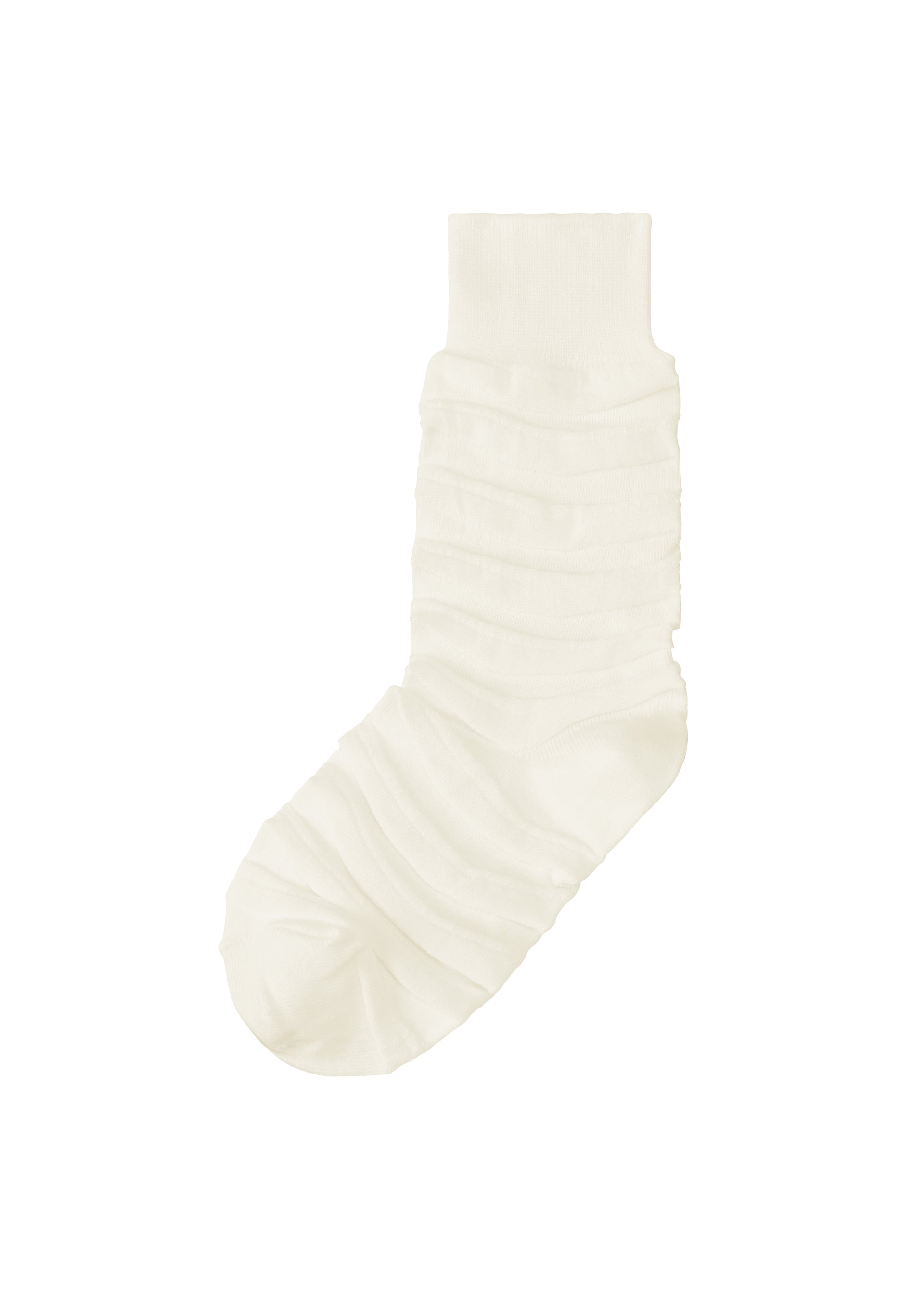 FORMAL WAVE SOCKS Socks White – ISSEY MIYAKE EU
