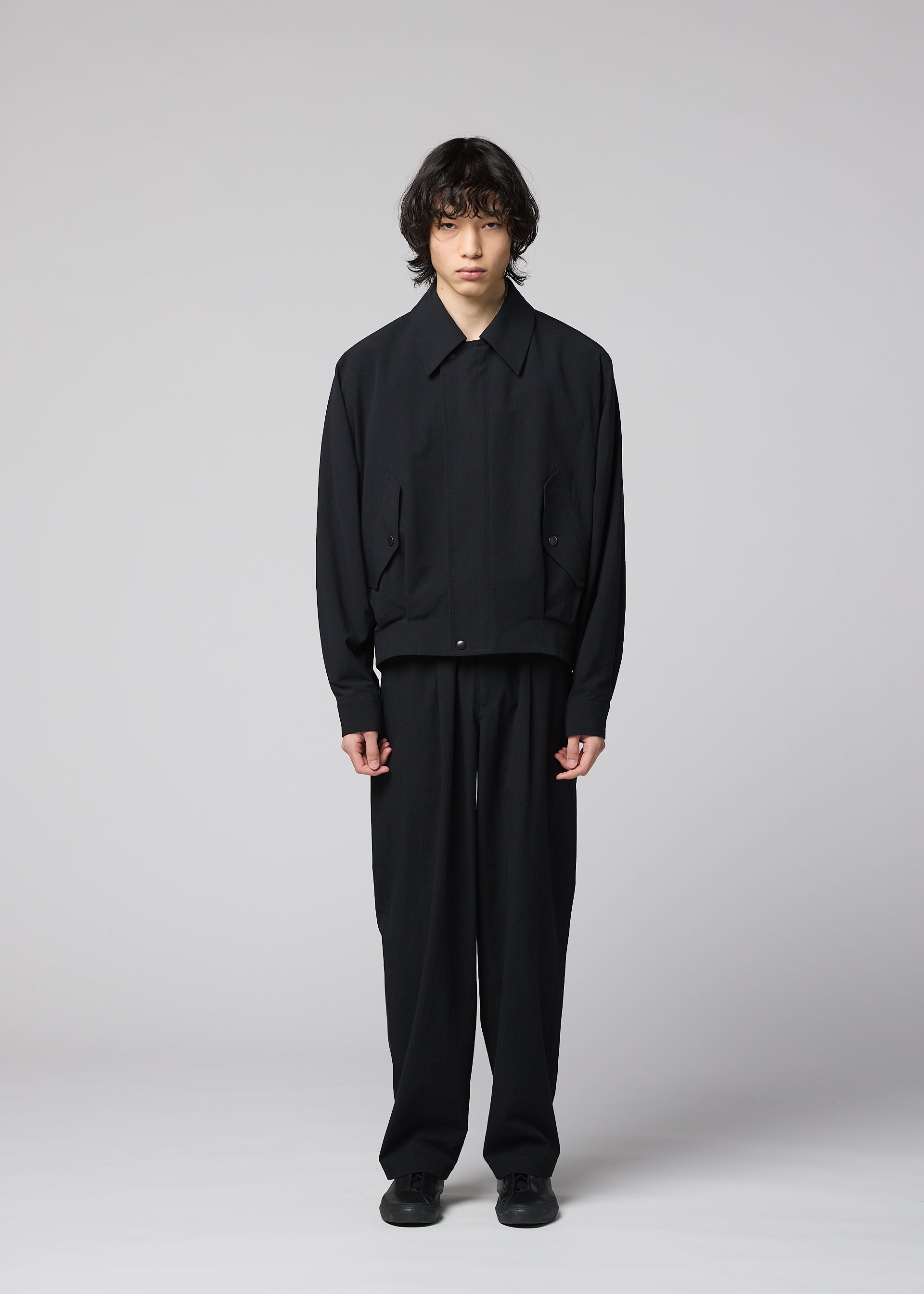 A model wears the IM MEN COMFORT COTTON comfort-cotton-blouson-light-beige.