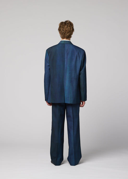 A model wears the IM MEN GRADATION WOOL jacket.