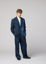 A model wears the IM MEN GRADATION WOOL jacket.