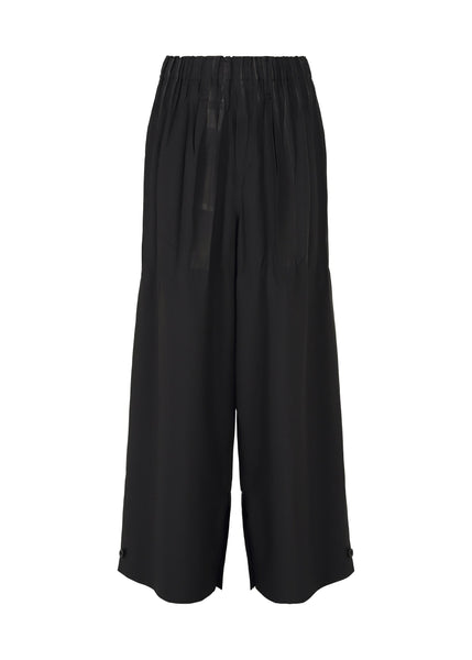 WAFT BLACK Trousers Black – ISSEY MIYAKE EU