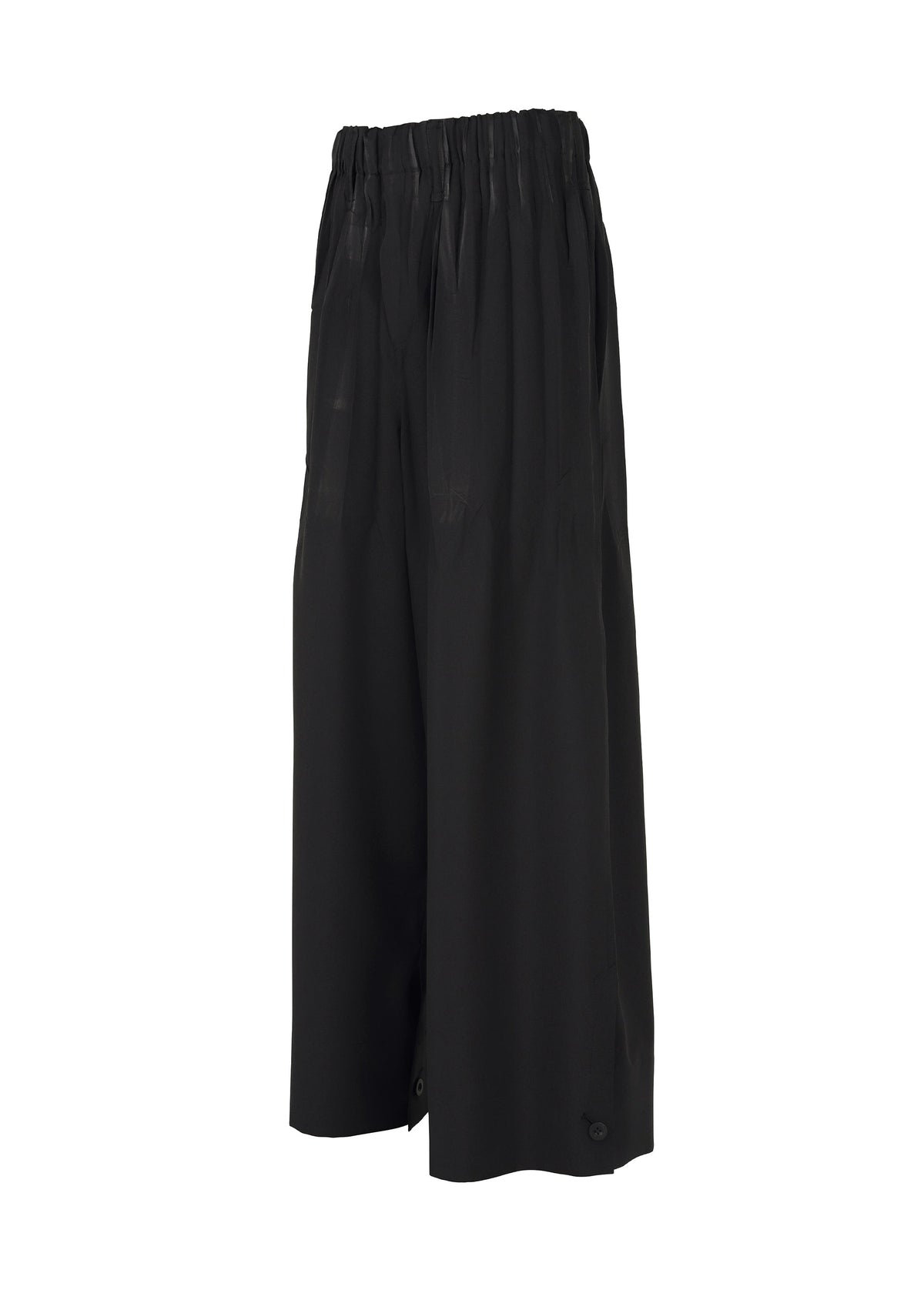 A detail shot of the IM MEN WAFT BLACK trousers.