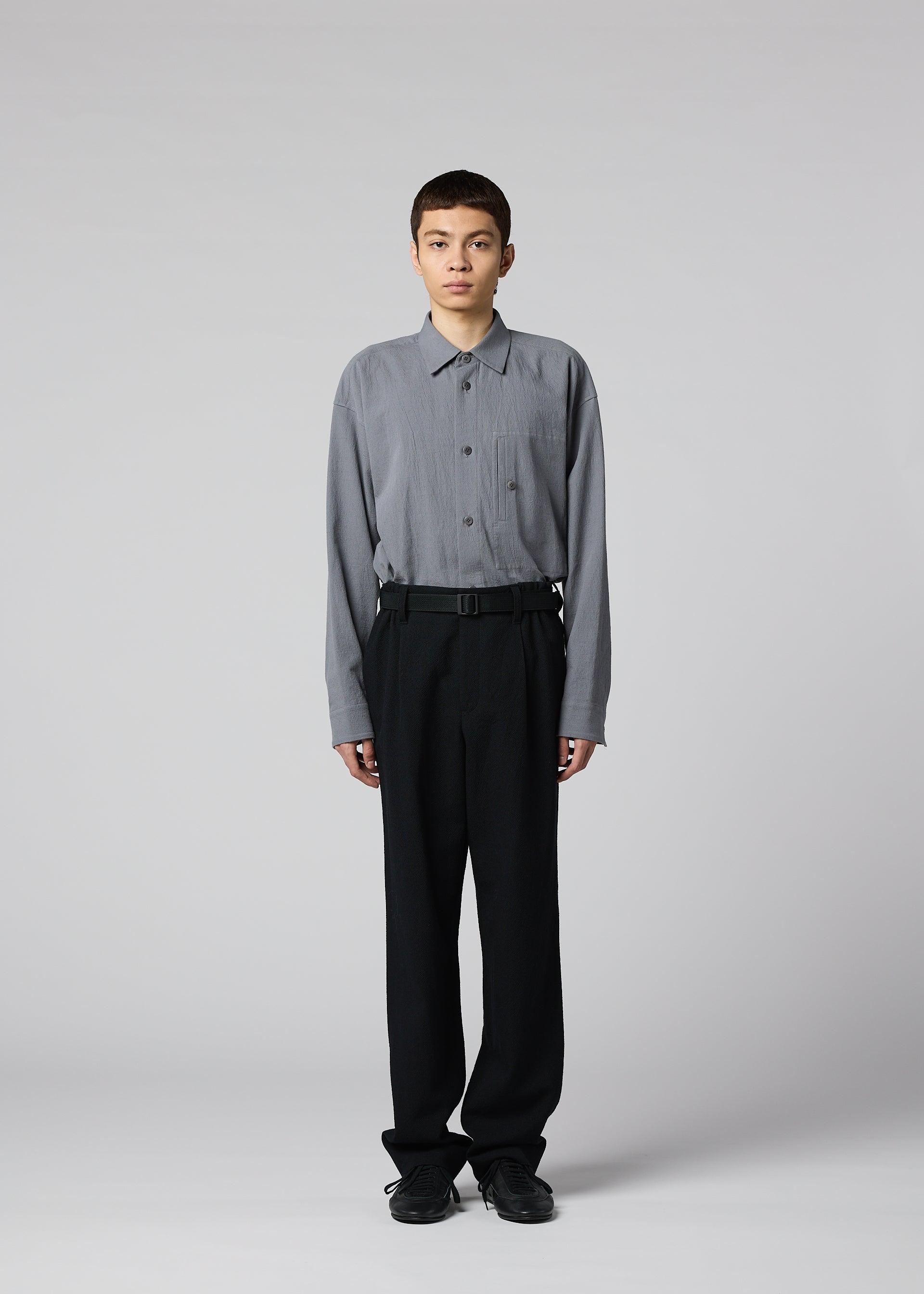 ISSEY MIYAKE パンツ ウール ラップスカートサイズ2 SHRINK WOOL Trousers Black – ISSEY MIYAKE EU