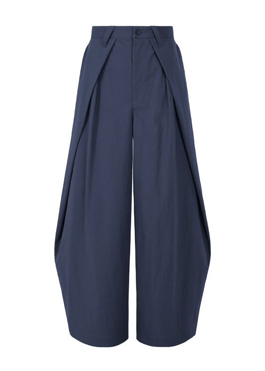A product shot of the IM MEN OVERLAP trousers in navy.