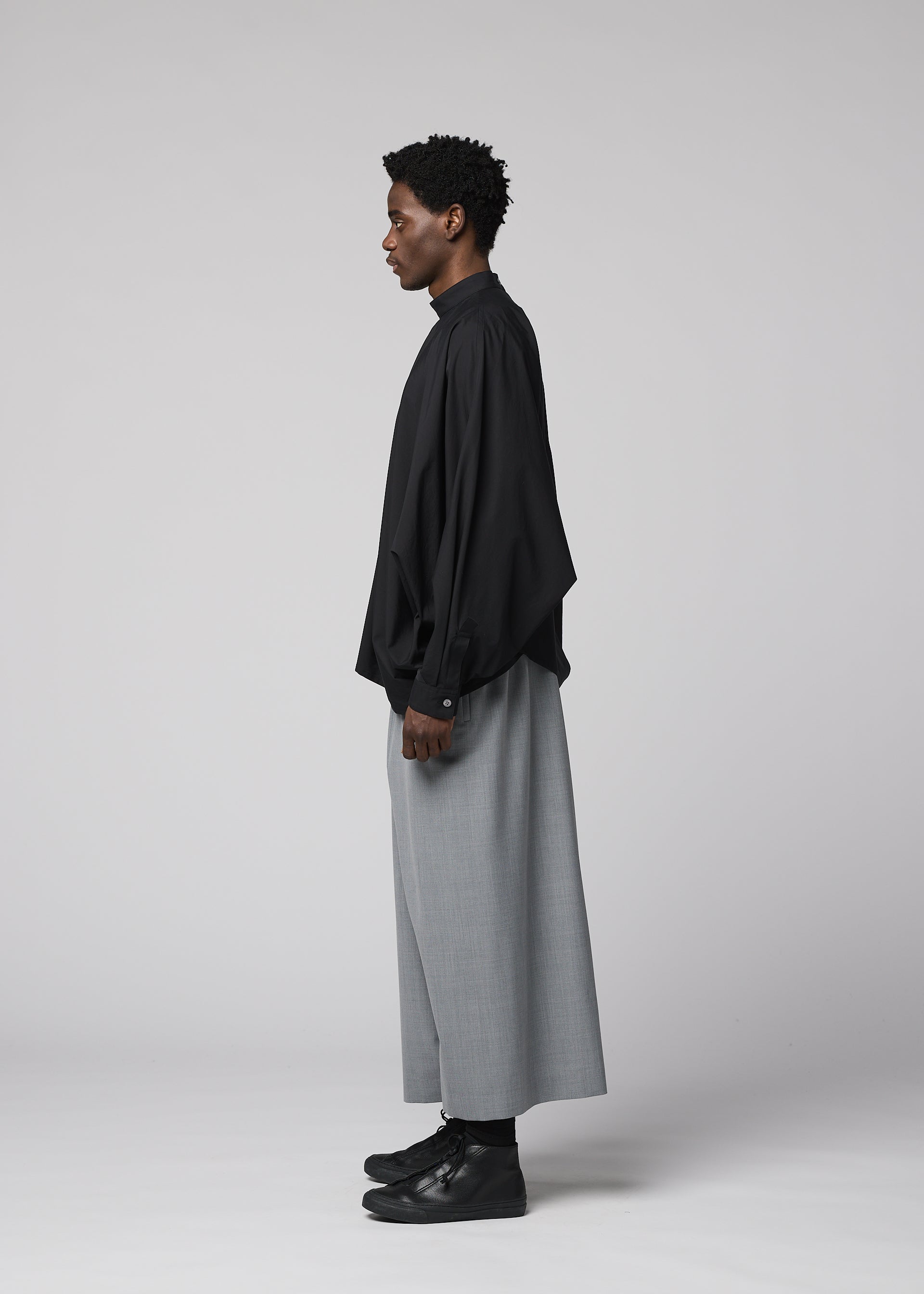 SUAVE Trousers Brown – ISSEY MIYAKE EU